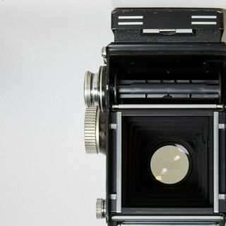 Rolleiflex Twin Lens TLR Schneider - Kreuznach Xenotar 2.  8 80mm Synchro Compur 2