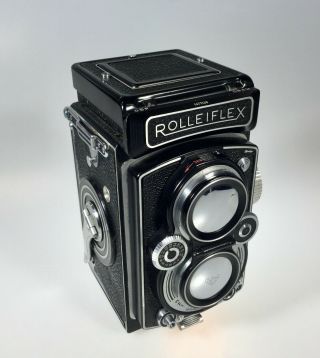Rolleiflex 3.  5b Tlr,  Schneider Xenar F/3.  5 75mm Lens,  With Provenance