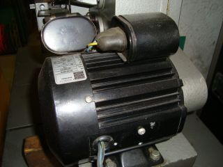 35mm TOKIWA PROJECTOR with 3 - Lens Turret 5