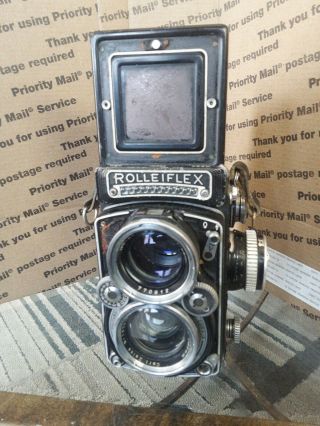 Vintage Rolleiflex With 2.  8 Carl Zeiss 80mm F2.  8 Planar Lens / Estate Find