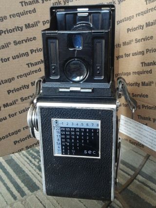 Vintage Rolleiflex with 2.  8 Carl Zeiss 80mm f2.  8 Planar lens / estate find 5