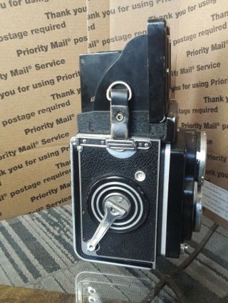 Vintage Rolleiflex with 2.  8 Carl Zeiss 80mm f2.  8 Planar lens / estate find 6