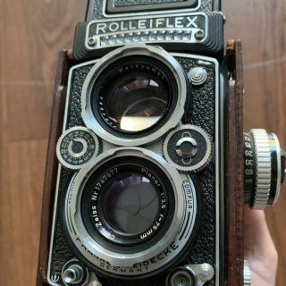 Rollei/rolleiflex 3.  5E TLR Film Camera w/Planar 75mm f/3.  5.  Carl Zeiss lenses 3