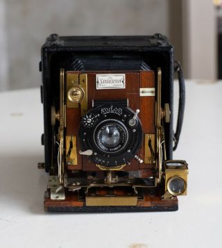 The Sanderson 3 1/4 x 4 1/4 Hand & Stand Camera by Houghtons 2