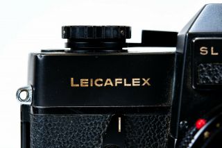 VINTAGE LEICA LEICAFLEX BLACK 35mm SL FILM CAMERA WITH SUMMICRON 1:2/50 LENS 6