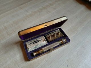 Vintage Gillette Safety Razor In Gold Tone Case