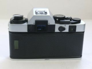 Leica R3 Electronic Chrome 35mm SLR,  body cap & Burgundy ER case 3