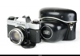 Camera Zeiss Ikon Sl706 Tm42 With Lens Zeiss Ultron 1.  8/50mm Screw Tm42