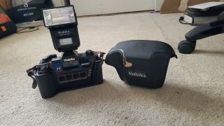 Nishika N8000 35mm 3 - D Camera W/ Flash And Case (minor Damage)