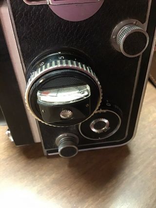 Rolleiflex 2.  8f TLR film camera with Zeiss Planar 80mm f/2.  8 lens 6