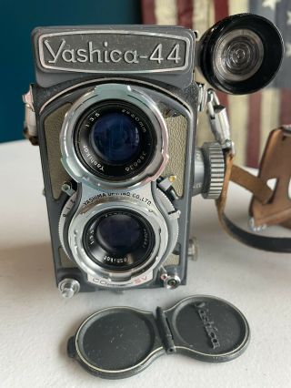 [excellent In Case] Yashica 44 Tlr Camera With Yashikor F/3.  5 60mm From Japan