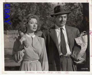 Greer Garson Clark Gable W/groceries Adventure Vintage Photo