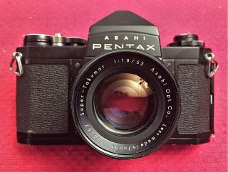 Collectors Asahi Pentax Black Sv Camera Body W/f/1.  8 55mm Takumar Ex Cond
