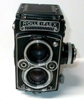 Rolleiflex Medium Format Tlr Camera With Zeiss Planar 1:3.  5 75mm Lens
