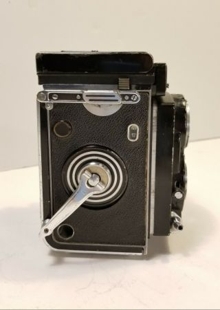 Rolleiflex Model T medium format TLR camera with Zeiss Tessar 1:3.  5 f=75mm lens 5