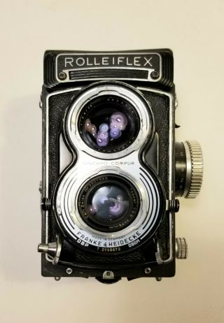 Rolleiflex Model T medium format TLR camera with Zeiss Tessar 1:3.  5 f=75mm lens 6