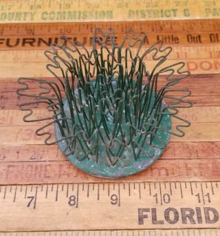 Vintage Flower Frog Holder Hairpin Wire Cage Metal Old 3 In.  Base BLUE RIBBON 4 2