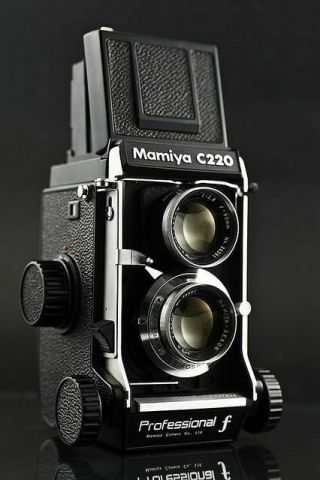 Mamiya c220 Professional F,  Hard Case,  3 Lenses 3