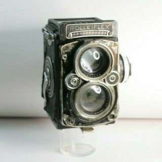 Rollei Rolleiflex 2.  8 F W Carl Zeiss Planar 80mm F2,  8 Lens