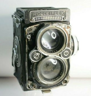 Rollei Rolleiflex 2.  8 F w Carl Zeiss Planar 80mm F2,  8 Lens 2