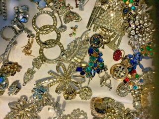 2,  Pounds of Vintage Rhinestone Jewelry for Repair and Parts Various Ages 3