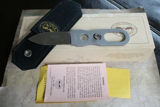 Vintage Bench Mark Usa Limited Hunting Metal Fixed Blade Sheath Knife Nib