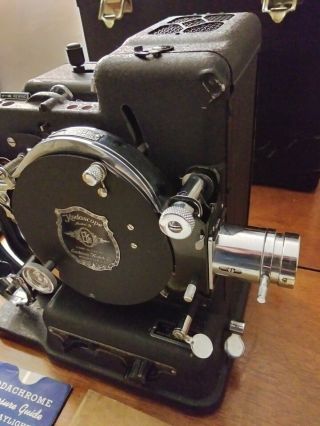 1920s Kodascope Model B 16 Mm Movie Film Projector In Case And