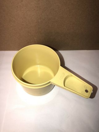 Vintage TUPPERWARE Nesting Measuring Cups 761 - 766 YELLOW Complete Set of 6 2