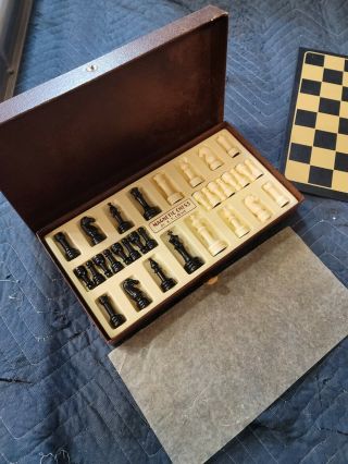Vintage E.  S.  Lowe Magnetic Travel Staunton Chess Set Game Leatherette Board Box