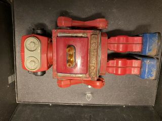 Unknown Maker Vintage Tin And Plastic Battery Operated Space Toy Robot 2