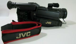 Jvc Gr - 303 Camera - Recorder/player With Charger,  Battery,  Cassette