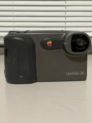 Apple Quicktake 200 Model M5709