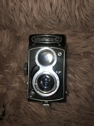 Yashica C Tlr Medium Format Film Camera For Parts/repair