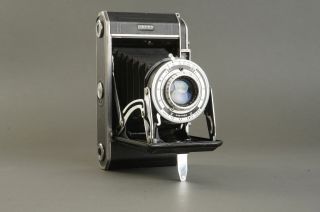 Royer Camera With Som Berthiot Flor 4.  5 / 105mm Lens