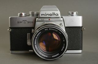 Minolta Mc - Rokkor - Pf 1.  4 / 58mm Lens On An Srt303 Camera