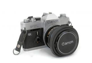 1970 ' s Era Canon 35mm Camera FTb QL w/FD 50mm Lens Black & Chrome Case Japan 3