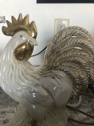 Vintage Rooster Chicken Gold Trim Pottery Porcelain Tv Television Lamp