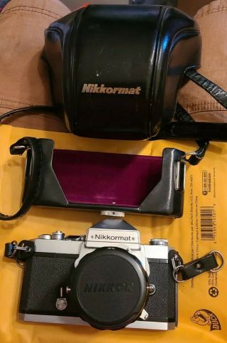 Vintage Nikon Nikkormat Ft2 With Nikkor - H Auto F=50mm 1:2 Lens And Case