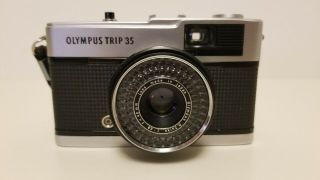 Olympus Trip 35 Film Camera D.  Zuiko 40mm F2.  8 Made In Japan