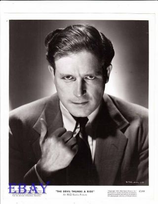 Lawrence Tierney Sexy Tough Guy Vintage Photo The Devil Thumbs A Ride