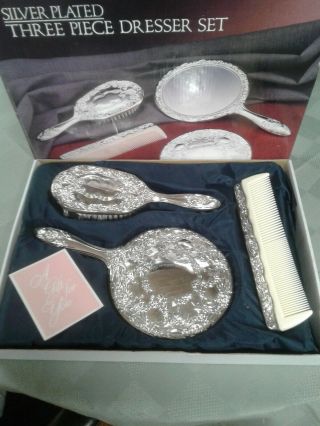 Paul Revere Silversmiths Silver Plated Three Piece Dresser Set