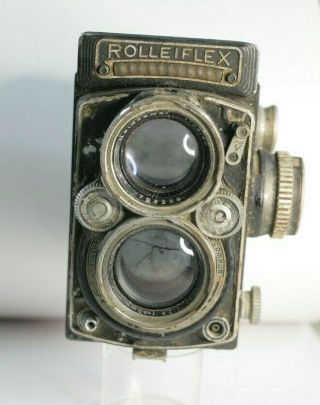 Rollei Rolleiflex F 2.  8 w Carl Zeiss Planar 80mm F2,  8 Lens 3