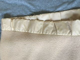 Vintage Beige Wool Blend Blanket With Satin Trim Warm Soft 65x86 2