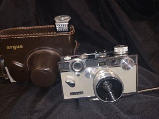 Vintage Argus C3 Matchmatic Camera Tan W/ 3.  5 / 50mm Cintar Lens