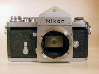 Vintage 1962 Nikon F Camera Body Standard Eye Level Viewfinder Prism Finder