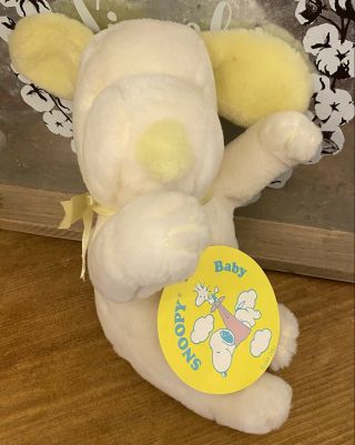 Peanuts Vintage Yellow White Baby Snoopy W/ Tag 1968 Plush Toy Squeaks