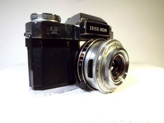Vintage ZEISS IKON CONTAFLEX 35mm Film SLR Camera and Two Lenses. 2