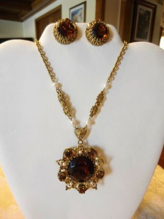 Vintage West Germany Gold Tone Glass & Rhinestone Necklace And Earrings (f24)