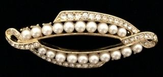 Vintage Trifari Faux Pearl And Rhinestone Gold Tone Brooch Pin Signed Lovely