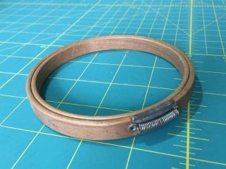 Vintage Gibbs Holdtite Embroidery Hoop Wood Spring Tension 4 " Made In Usa